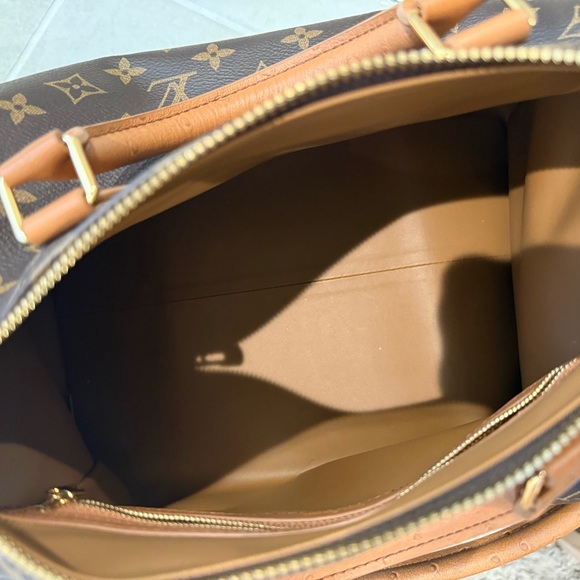 LV Boho Monogram - Picture 6 of 8
